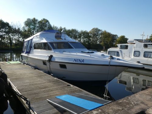 Bateau-gîte Nina hebergement insolite