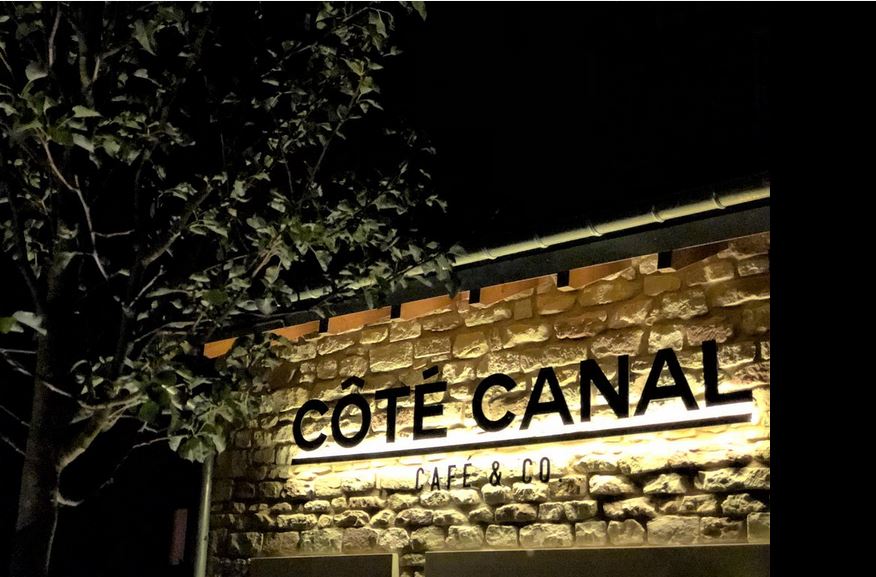 Coté canal devanture Coté canal
